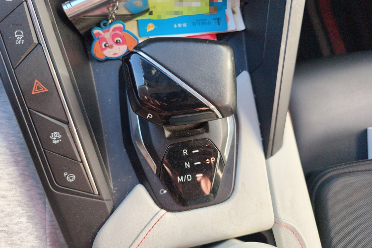 领克06 2020款 1.5T 耀Halo中控内饰18