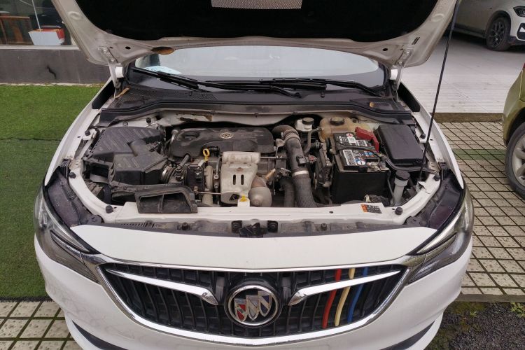 别克 英朗 2019款 18T 自动互联精英型 国V机舱底盘24