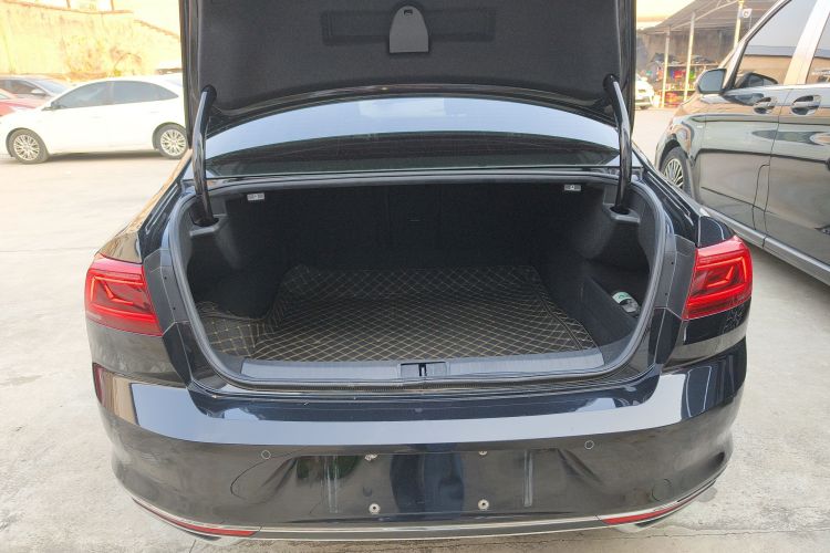 大众 迈腾 2020款 330TSI DSG 豪华型局部细节23