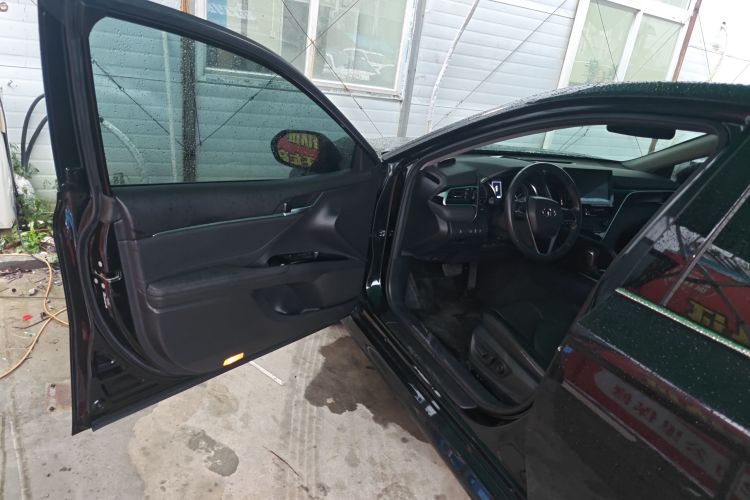 丰田 凯美瑞 2022款 2.0GVP 领先版中控内饰20