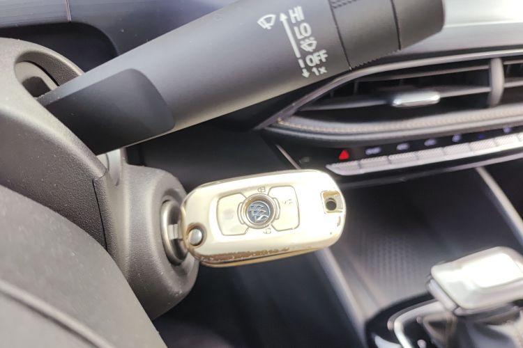 别克 威朗 2023款 Pro 乐享版中控内饰11