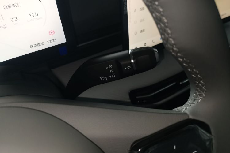 奔腾 悦意03 2025款 565km 乐享版中控内饰18