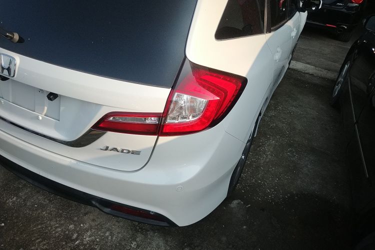 本田 杰德 2013款 1.8L 自动舒适版 5座车身外观9