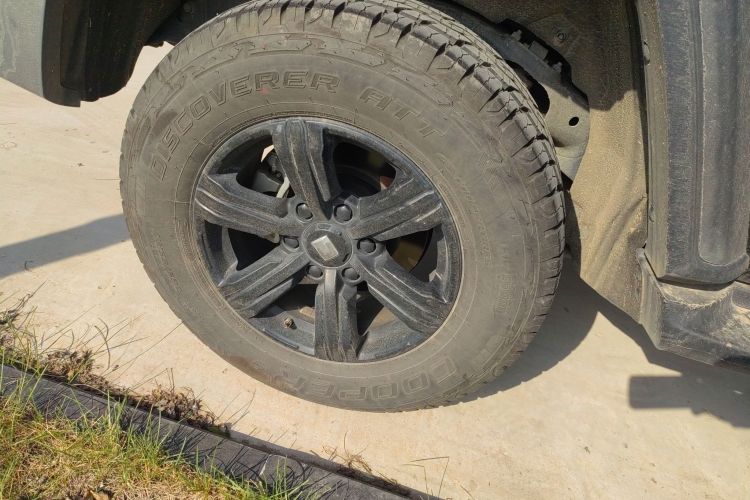 坦克300 2024款 2.0T 挑战者车身外观6008