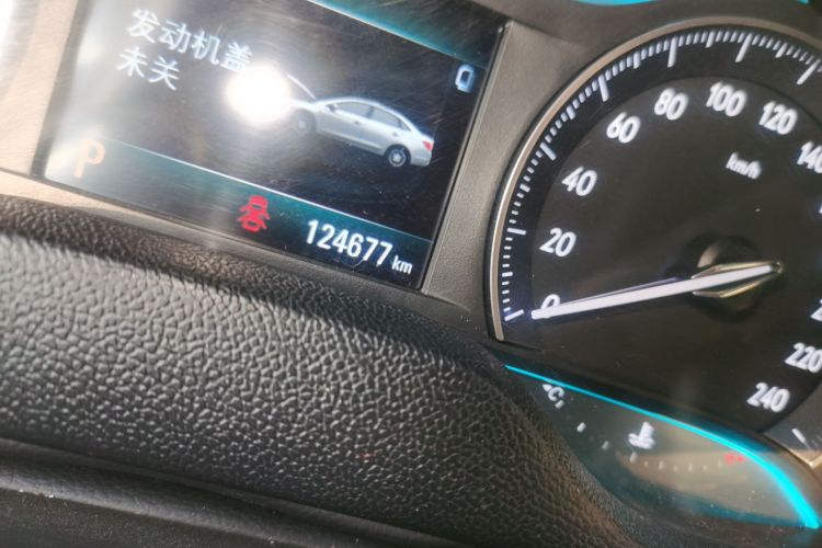 别克 英朗 2018款 18T 自动精英型中控内饰15