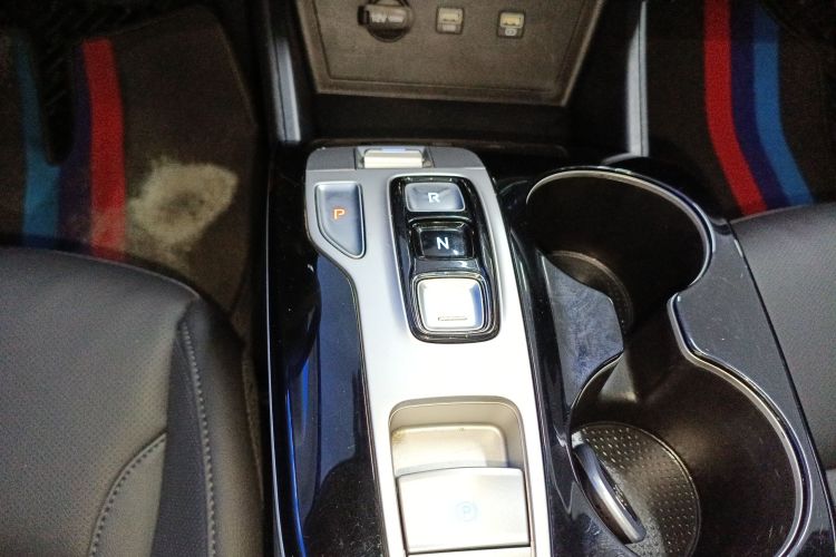 现代 2023款 途胜L 1.5T 自动两驱DLX豪华版中控内饰18