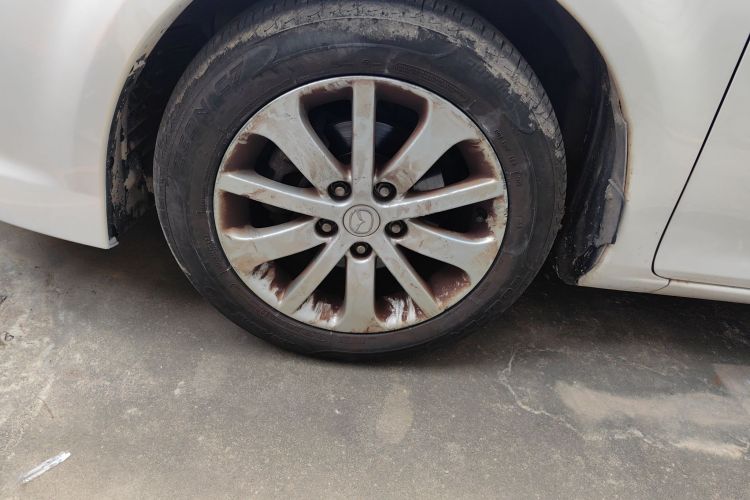 马自达6 2013款 2.0L 自动时尚型车身外观6007