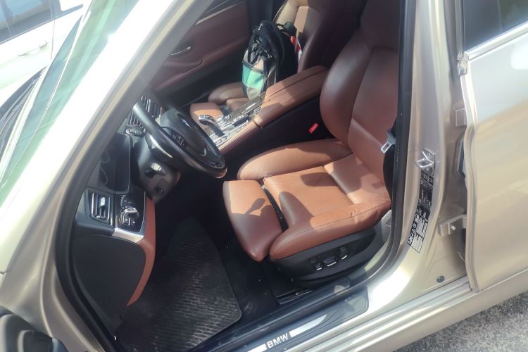 宝马5系(进口) 2011款 535i xDrive豪华型局部细节19