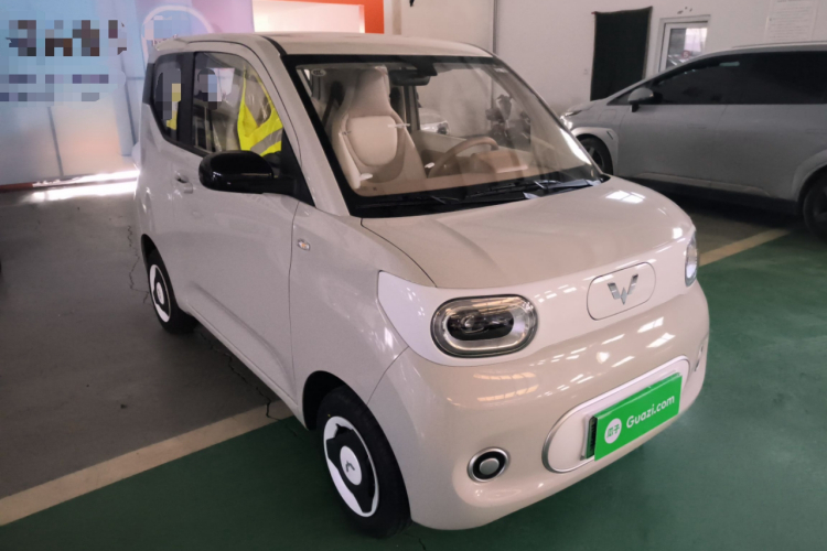 五菱汽车 宏光MINIEV 2024款 第三代 215km 青春版车身外观3