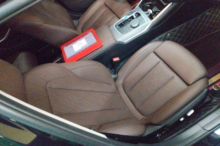 宝马i3 2023款 eDrive 40 L 曜夜套装局部细节41