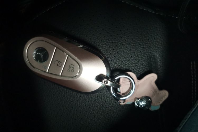 奔驰C级 2023款 改款 C 200 L 运动版中控内饰11