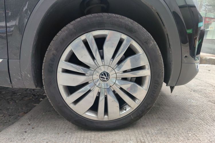 大众 途昂 2024款 530 V6 四驱龙祥版车身外观6007