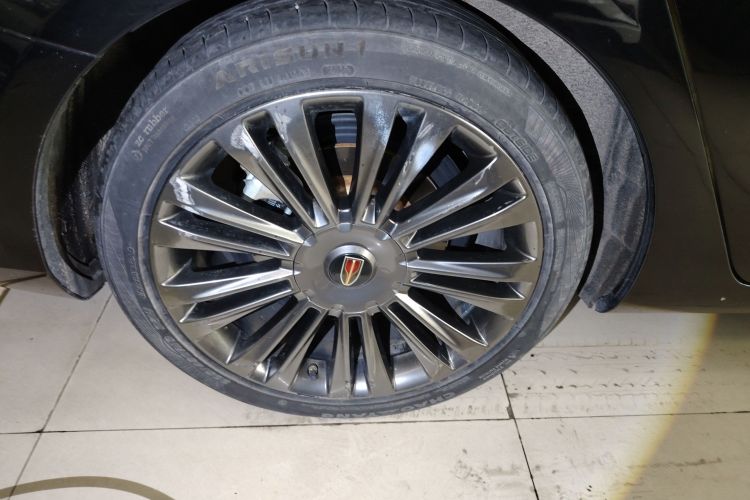 红旗H5 2020款 1.8T 自动智联旗韵版车身外观6002