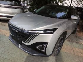 东风风神 皓瀚 2023款 DH-i 1.5T 尊贵版