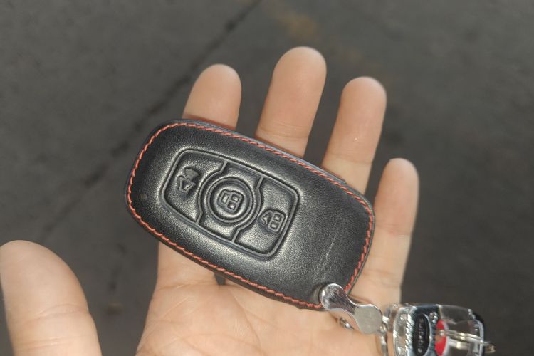 哈弗H6 2017款 蓝标 运动版 1.5T 手动两驱精英型中控内饰11