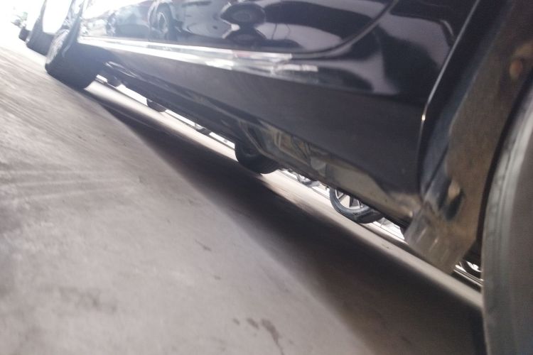 红旗H7 2019款 2.0T 旗舰版局部细节9002