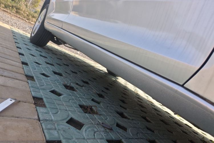 大众 桑塔纳 2015款 1.6L 自动舒适版局部细节9001