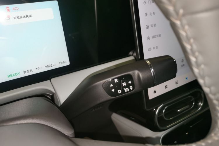 零跑汽车 零跑C01 2024款 增程 216舒享版中控内饰18