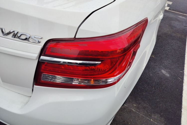 丰田 威驰 2017款 1.5L CVT创行版车身外观9