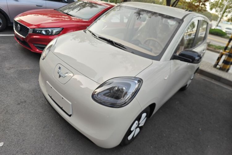 五菱汽车 宏光MINIEV 2025款 四门版 进阶款车身外观1