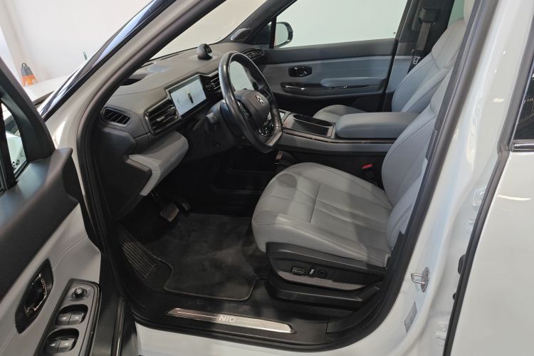 蔚来ES8 2020款 580KM 签名版 六座版中控内饰19