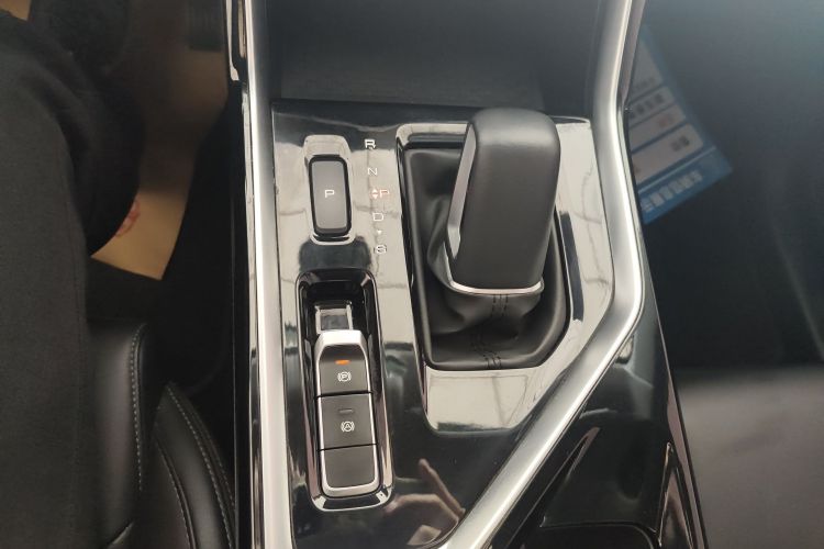 五菱汽车 五菱星辰 2022款 2.0L DHT电速款局部细节18