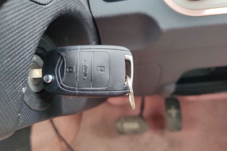 五菱汽车 宏光MINIEV 2022款 马卡龙臻享款 三元锂中控内饰11