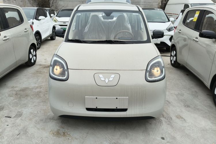 五菱汽车 宏光MINIEV 2025款 四门版 进阶款车身外观2