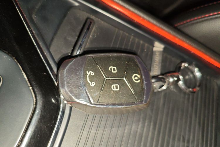 领克03 2019款 1.5TD DCT劲Pro版 国VI中控内饰7001