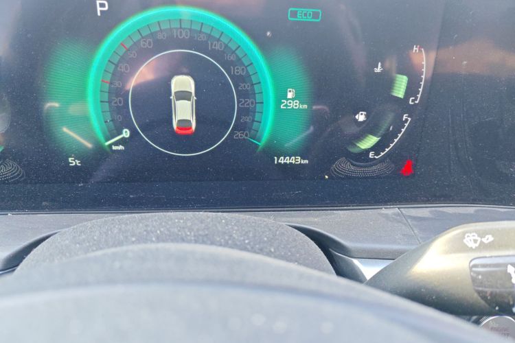 起亚K5 2020款 270T CVVD 豪华版中控内饰15