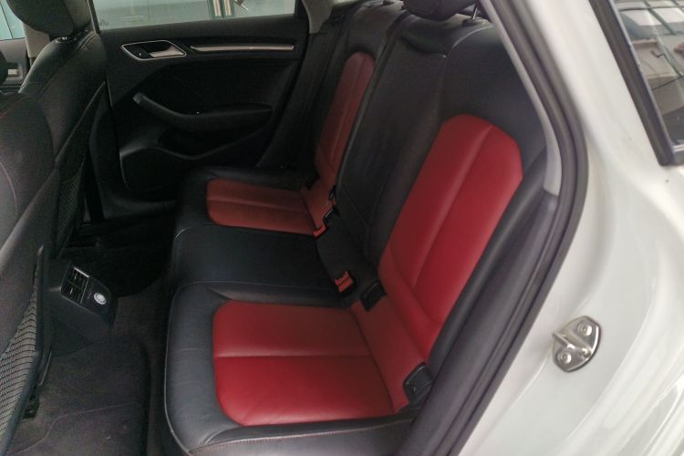 奥迪A3 2019款 Limousine 35 TFSI 风尚型 国VI中控内饰7004