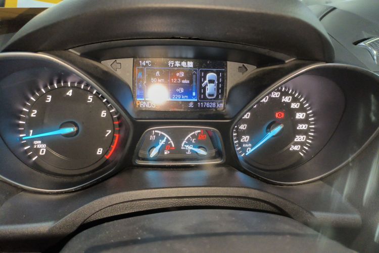 福特 翼虎 2015款 2.0L GTDi 四驱尊贵型局部细节14