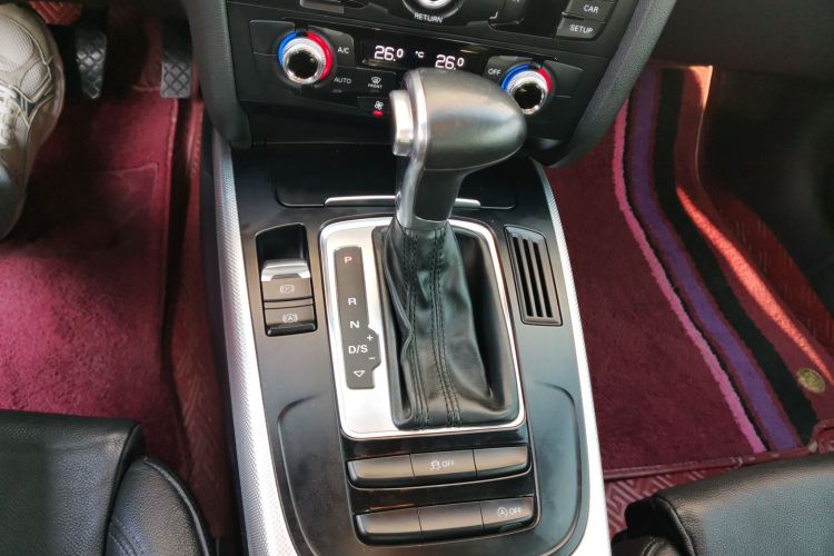 奥迪A5 2014款 Coupe 45 TFSI中控内饰18