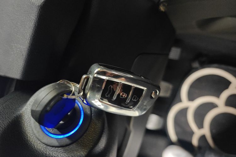 吉利汽车 远景X3 2021款 PRO 1.5L 手动精英型中控内饰11