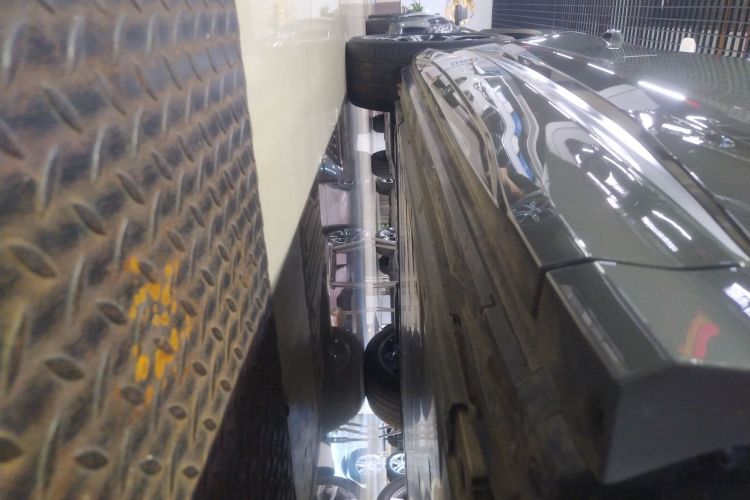 奥迪Q4 e-tron 2024款 40 e-tron 创境版机舱底盘29