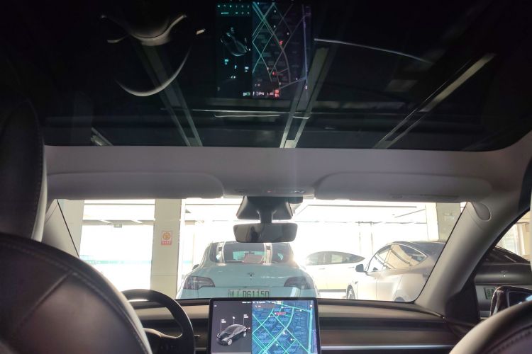 特斯拉 Model Y 2021款 长续航全轮驱动版局部细节22