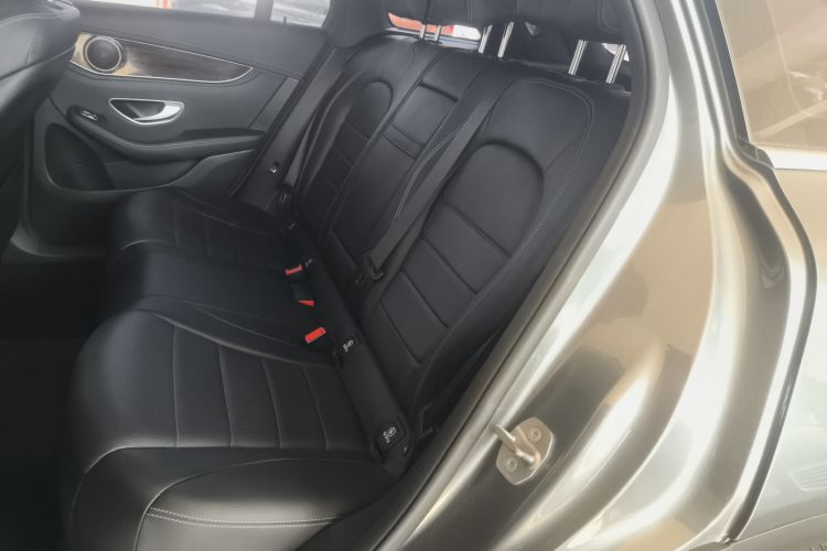 奔驰GLC 2018款 GLC 260 4MATIC 豪华型中控内饰21