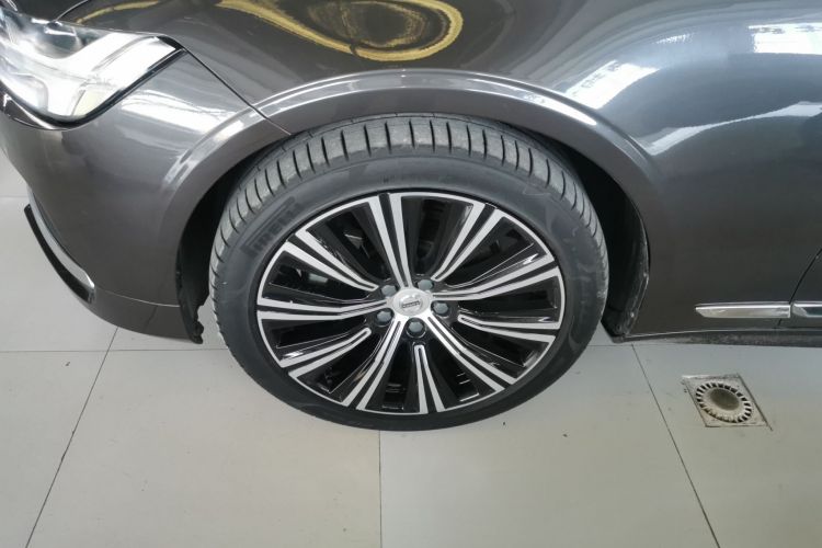 沃尔沃S90 2022款 B5 智远豪华版车身外观6007