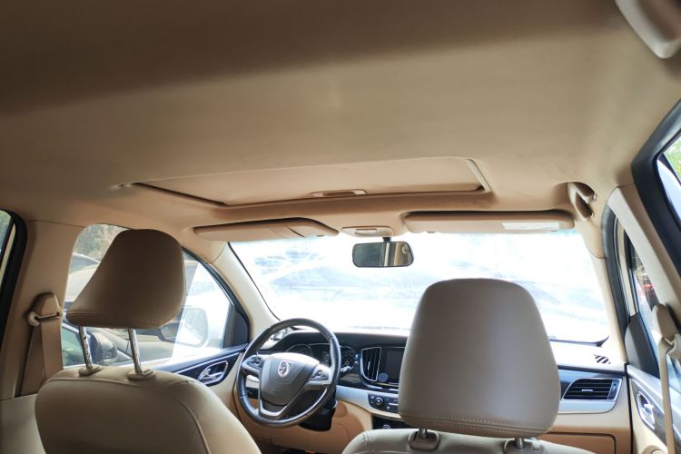 宝骏730 2016款 1.5L 手动豪华型 7座局部细节22