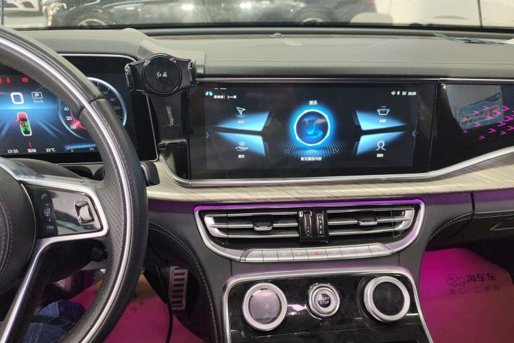 红旗H9 2020款 3.0T 智联旗领四座版中控内饰16
