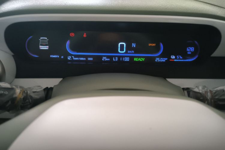 吉利银河 熊猫 2025款 210km 元气熊中控内饰14