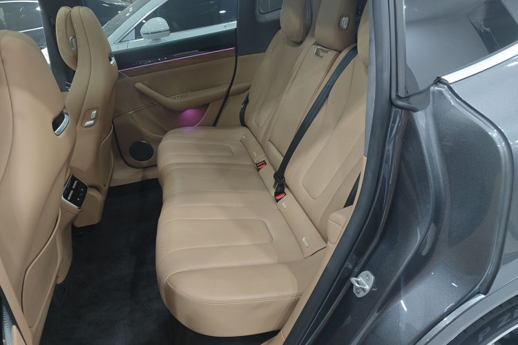 鸿蒙智行 智界R7 2024款 纯电 667km Max中控内饰7004