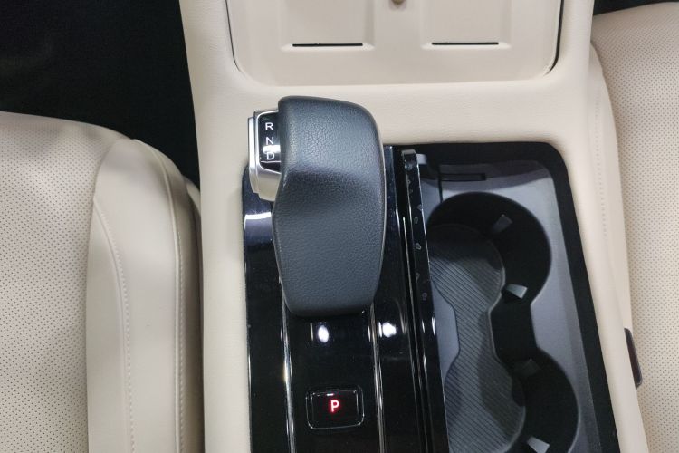 鸿蒙智行 问界M7 2022款 1.5T 后驱舒适版局部细节18