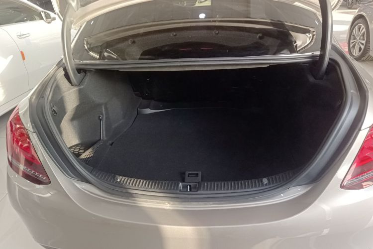 奔驰C级 2020款 C 200 L 时尚型运动版机舱底盘23