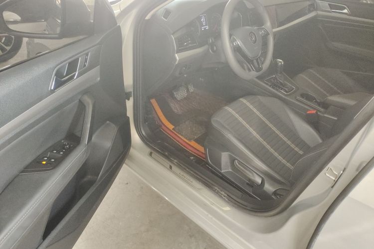 大众 朗逸 2019款 1.5L 自动视野版 国VI中控内饰20