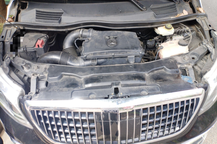 奔驰 威霆 2020款 2.0T 商务版 7座局部细节24