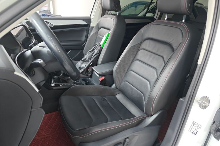 大众 探岳 2020款 330TSI 两驱豪华智联版局部细节19