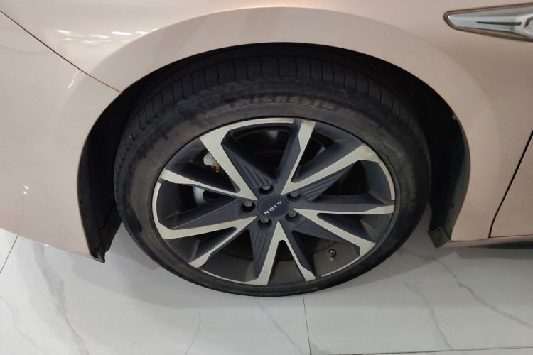 埃安 AION S Plus 2021款 70 科技版车身外观6007