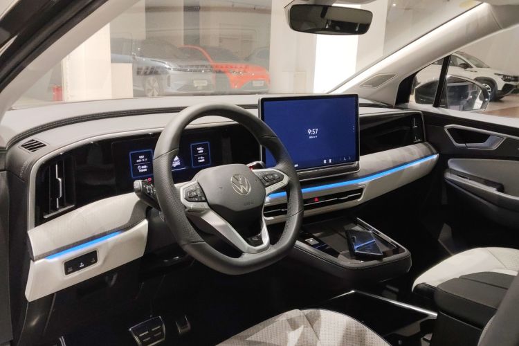 大众 揽境 2026款 450TSI 四驱旗舰 6座中控内饰7002