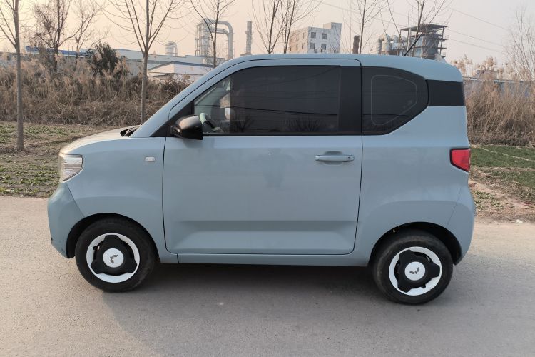 五菱汽车 宏光MINIEV 2022款 悦享款 磷酸铁锂车身外观4